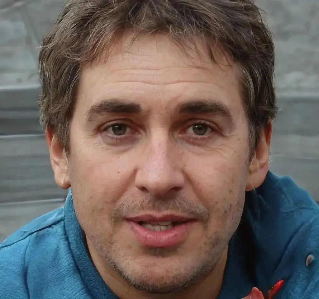 Andrew Collins