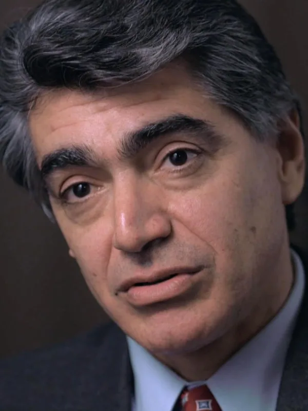 Portrait of Mark Rossini.